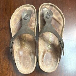 Birkenstock Gizeh Size 37